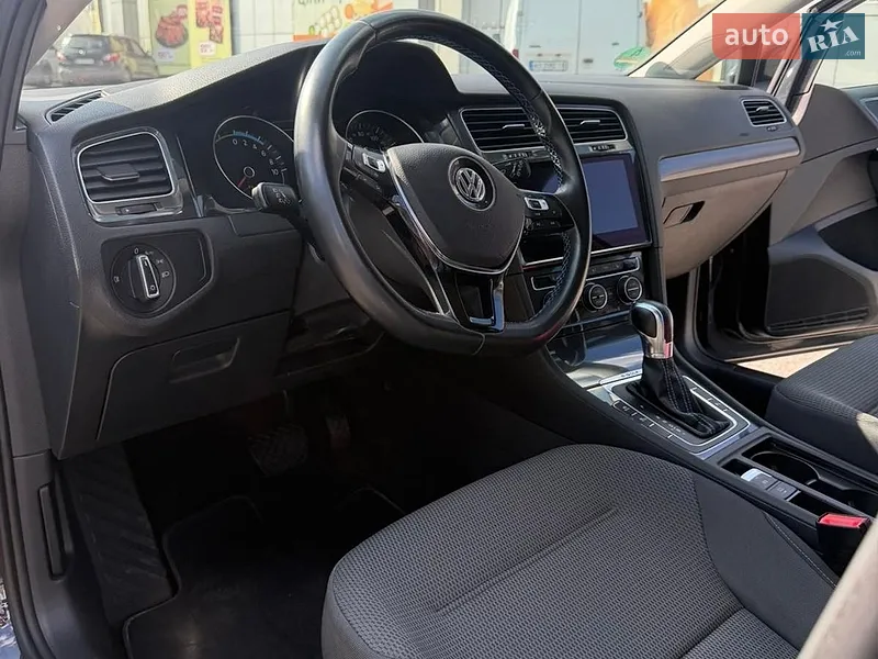 Volkswagen e-Golf 2018 VIN WVWZZZAUZK8902194 фото оголошення 11 з 47