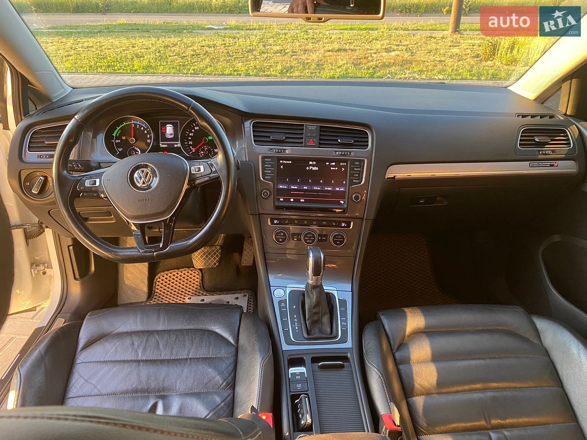 2014 Volkswagen Golf - мініатюра 10