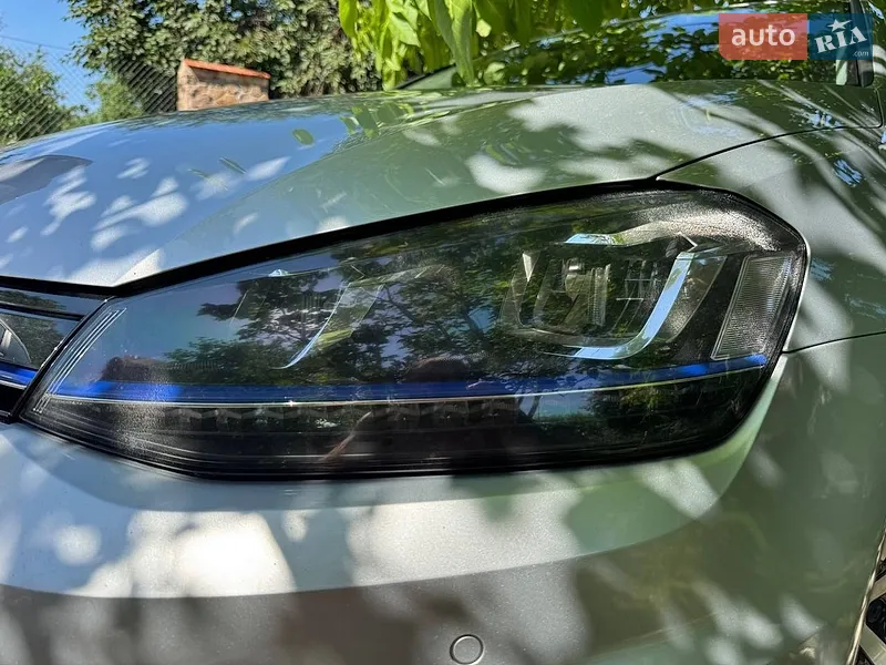 Volkswagen e-Golf 2015 VIN WVWZZZAUZFW906344 фото оголошення 8 з 41