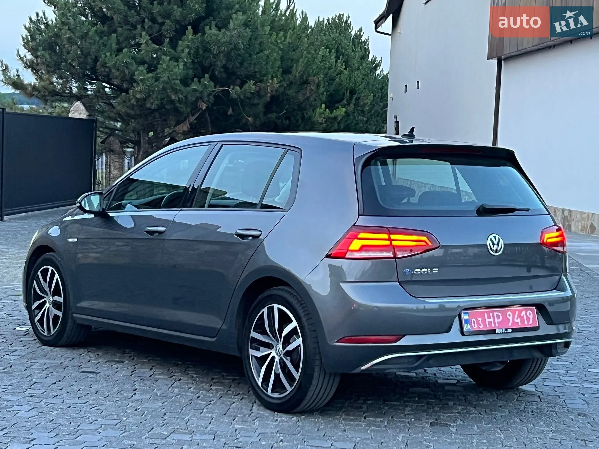 2019 Volkswagen Golf - мініатюра 9