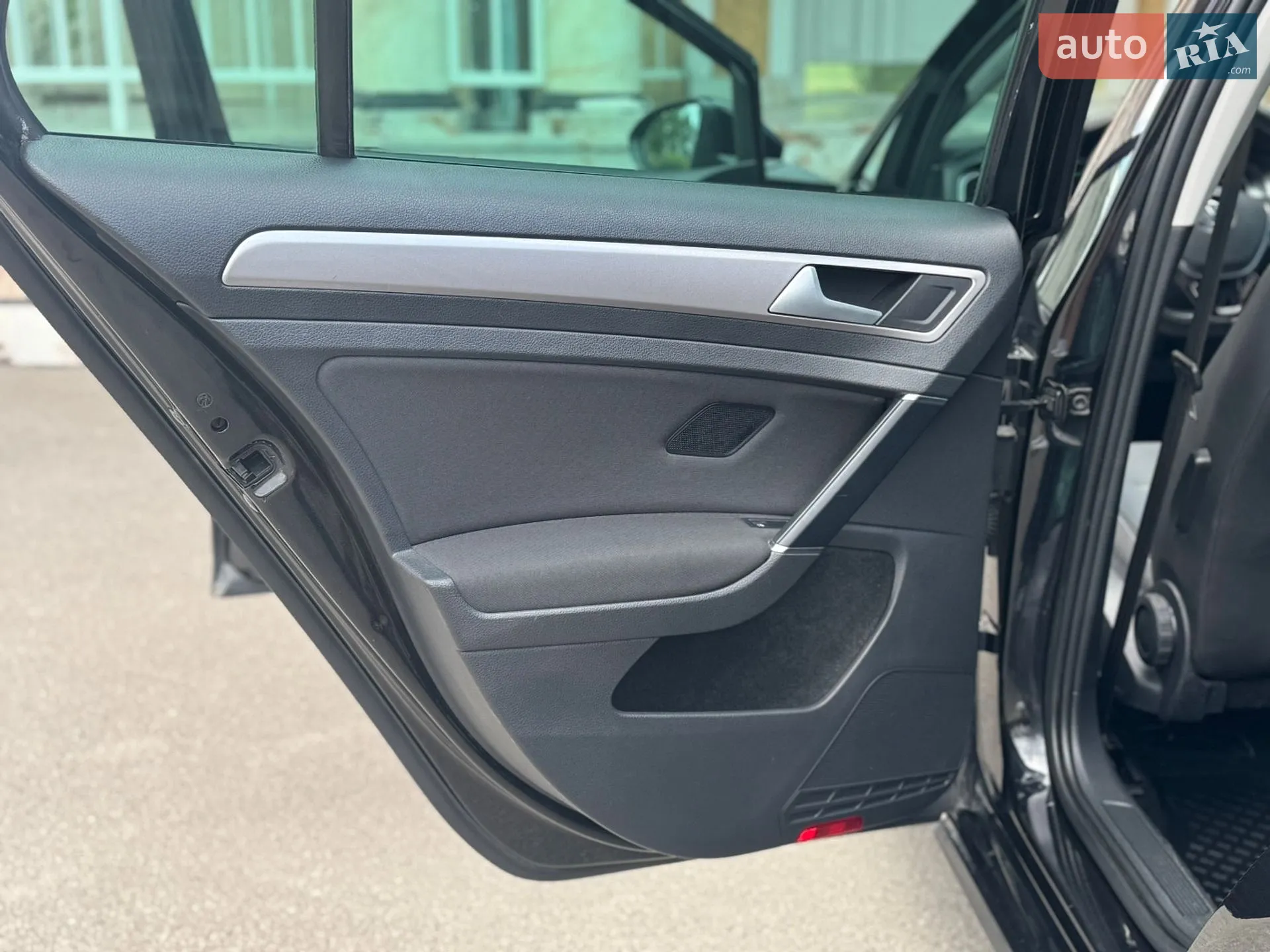 2015 Volkswagen Golf - мініатюра 39
