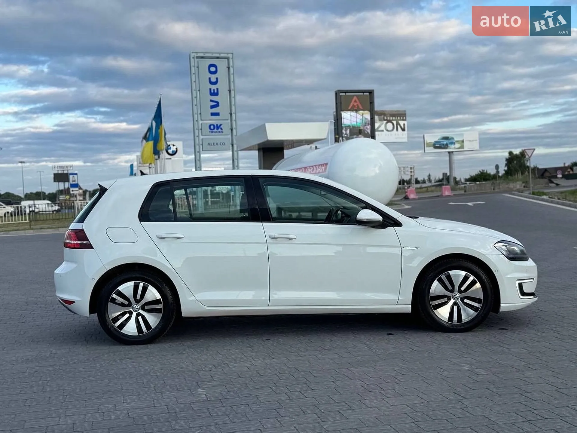 2015 Volkswagen Golf - мініатюра 15