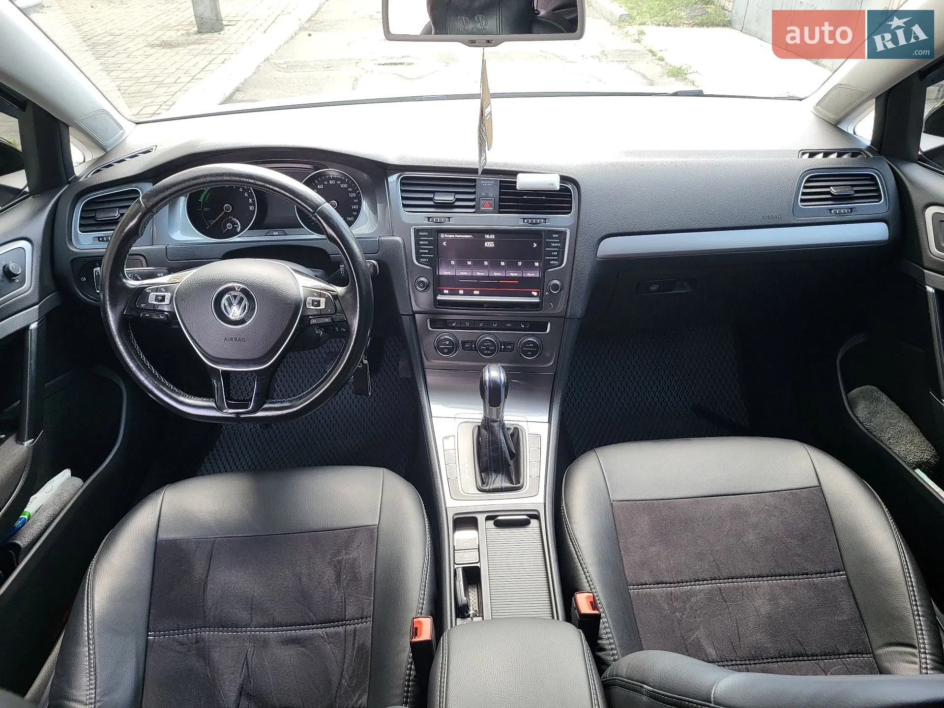 Volkswagen e-Golf 2015 VIN WVWZZZAUZGW902630 фото оголошення 24 з 73