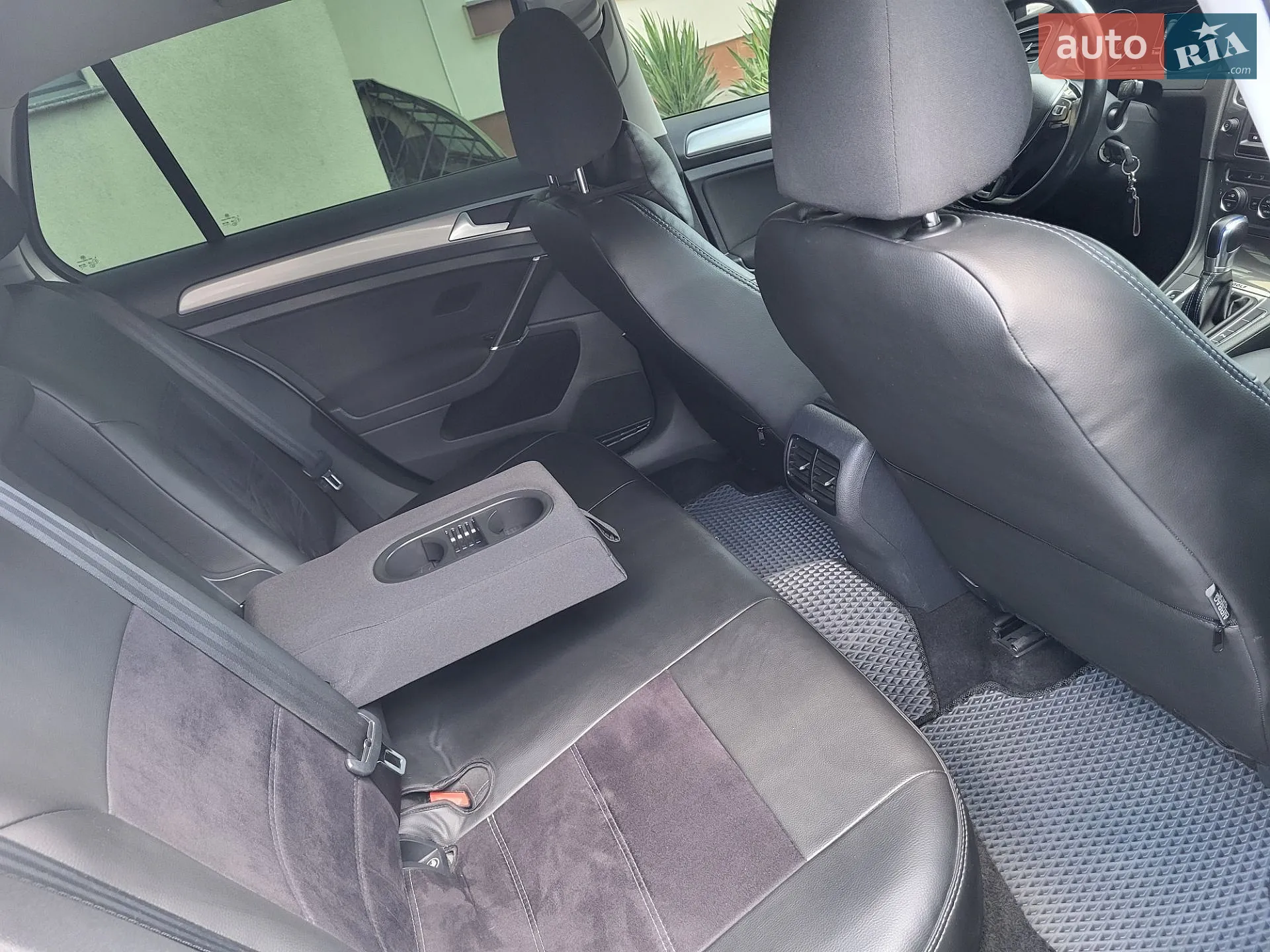 Volkswagen e-Golf 2015 VIN WVWZZZAUZGW902630 фото оголошення 34 з 73