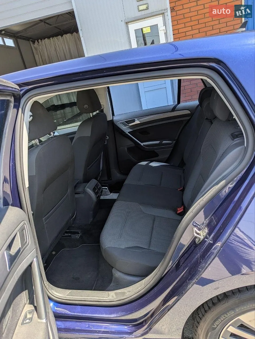 2019 Volkswagen Golf - мініатюра 8
