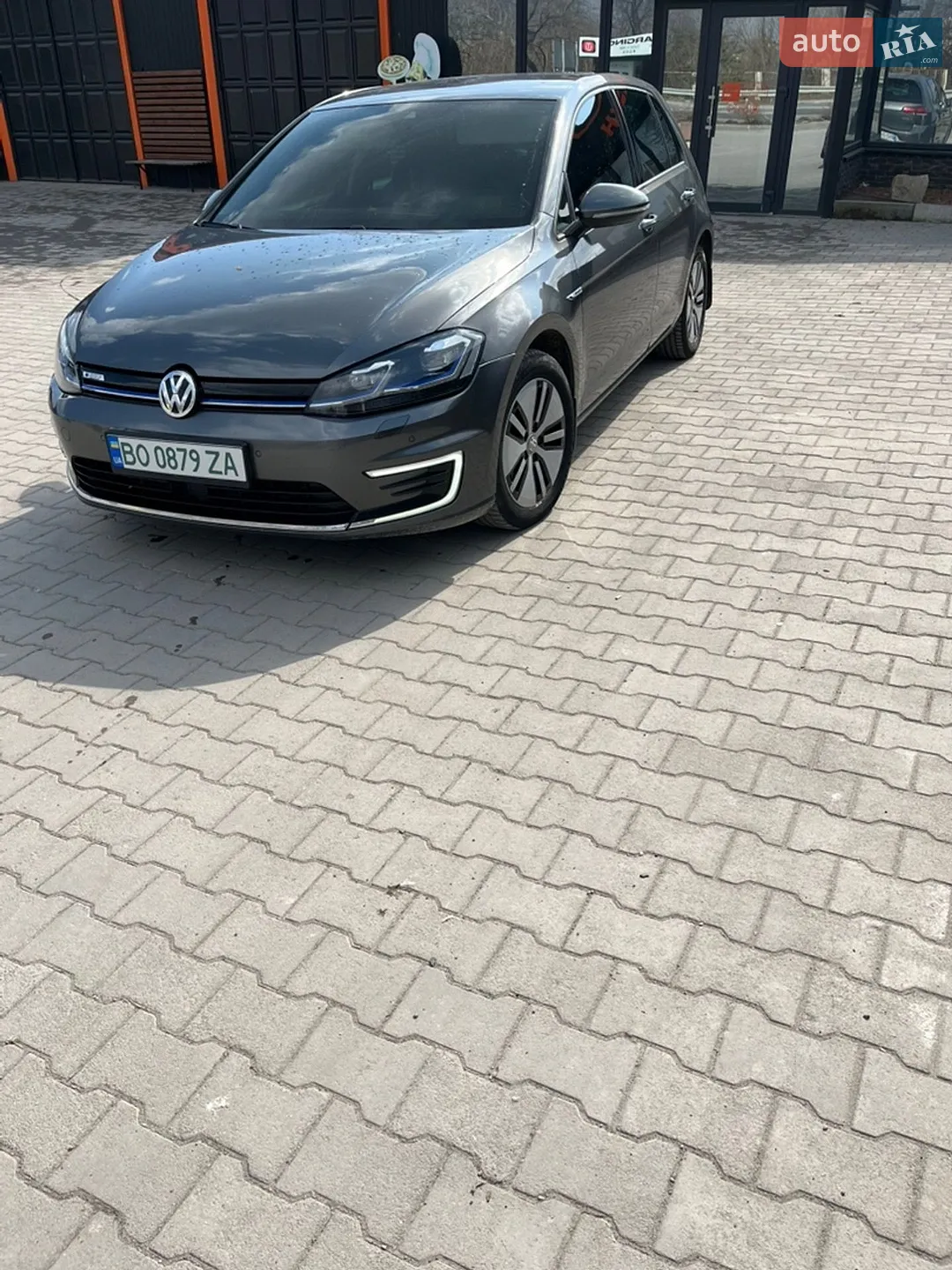 2020 Volkswagen Golf - мініатюра 2