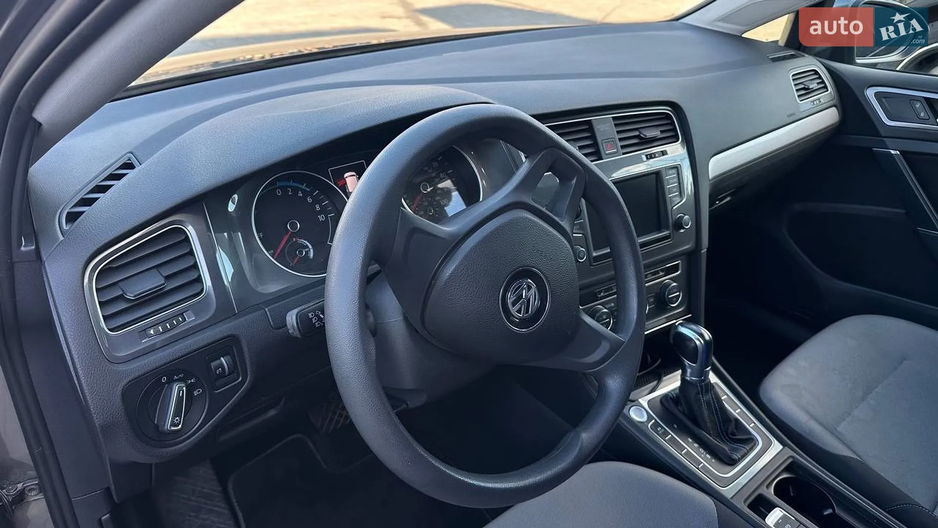 2016 Volkswagen Golf - мініатюра 12