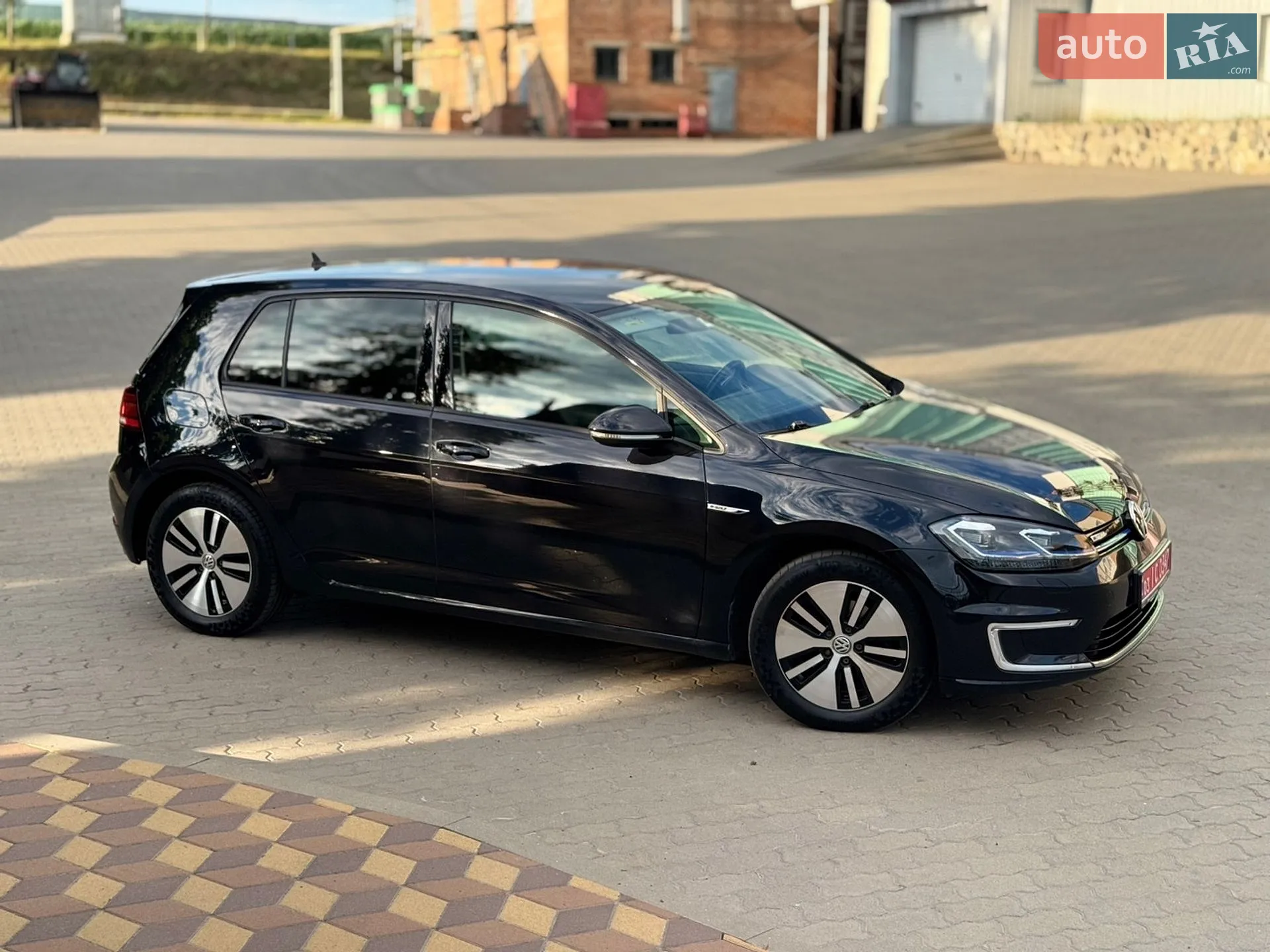 2019 Volkswagen Golf - мініатюра 3