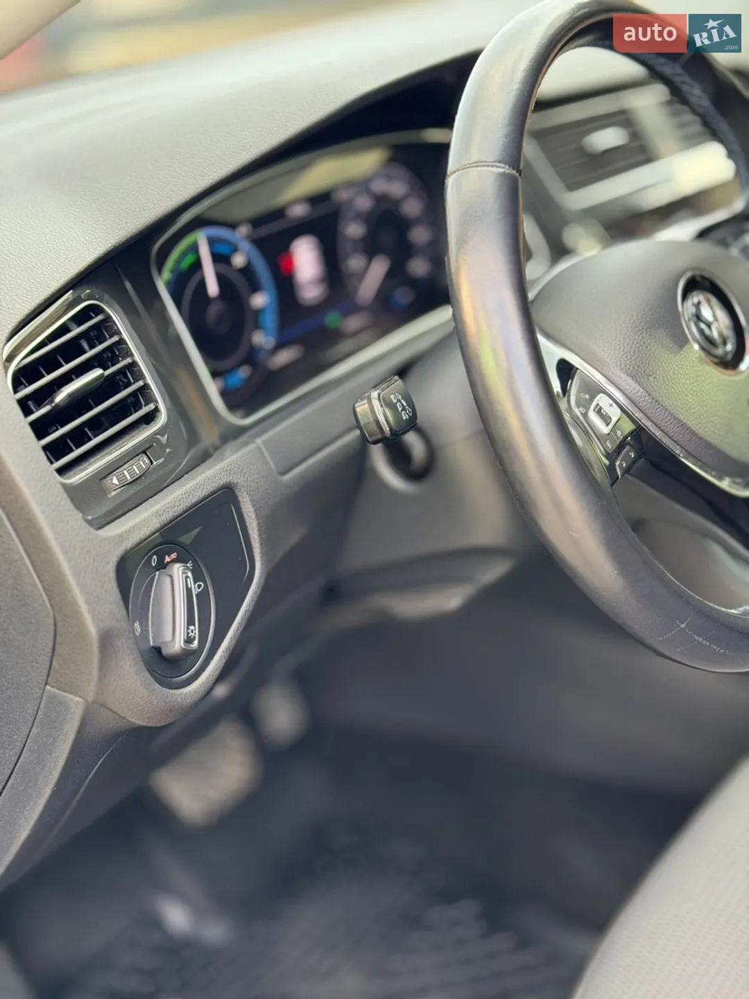 2019 Volkswagen Golf - мініатюра 21