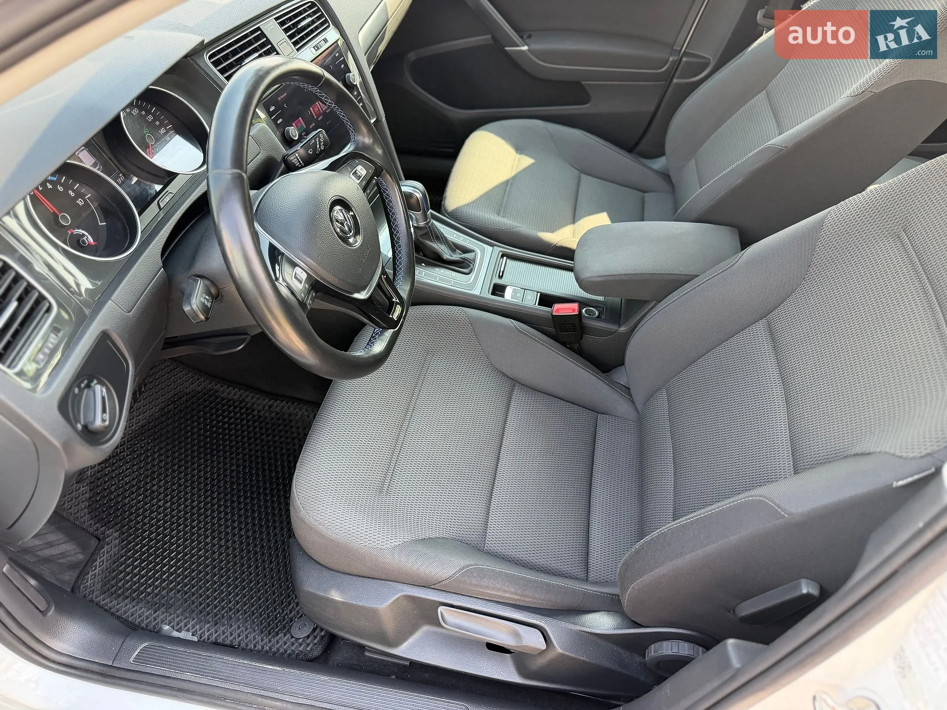 2019 Volkswagen Golf - мініатюра 20
