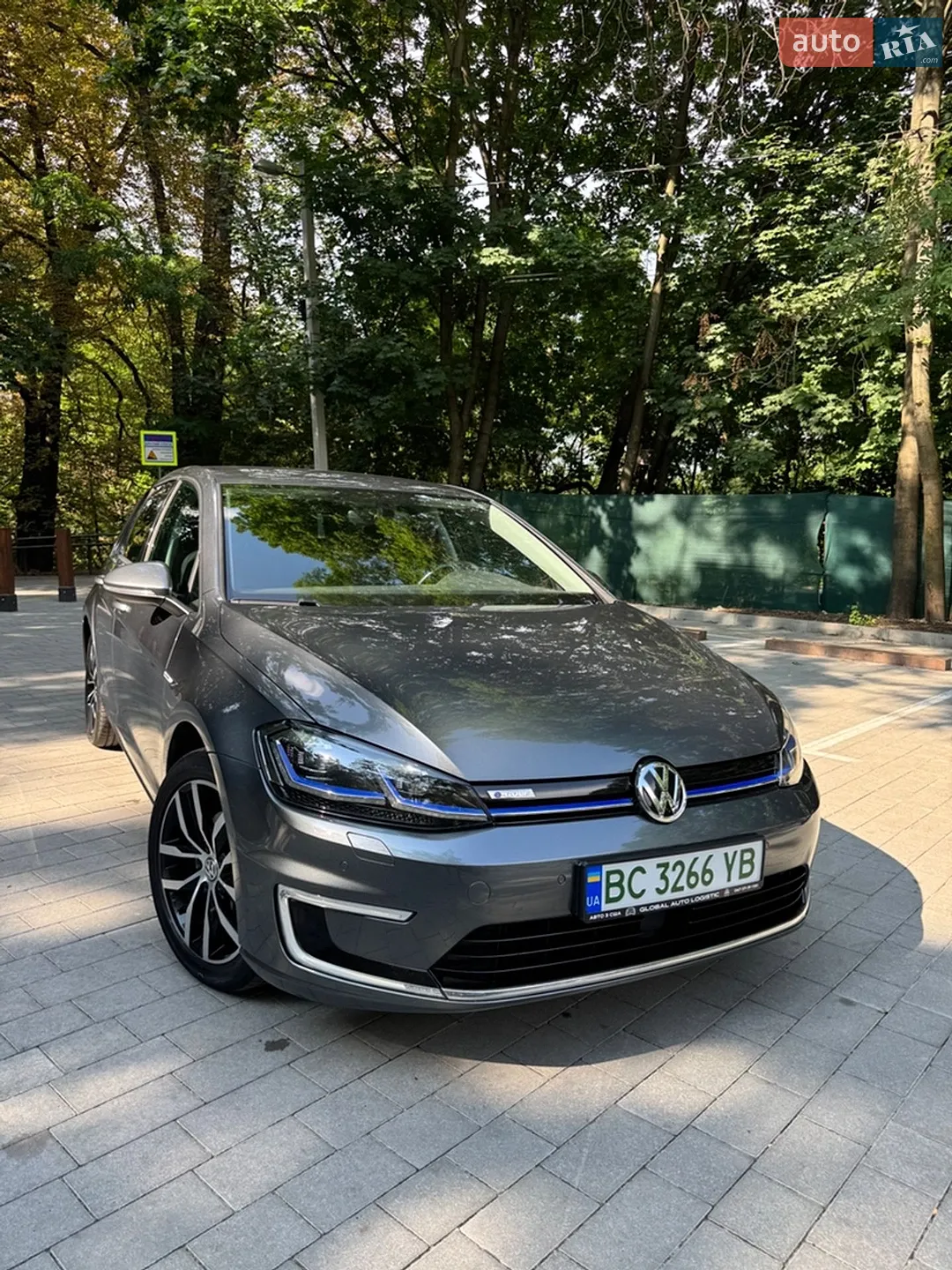 2018 Volkswagen Golf - фото 1