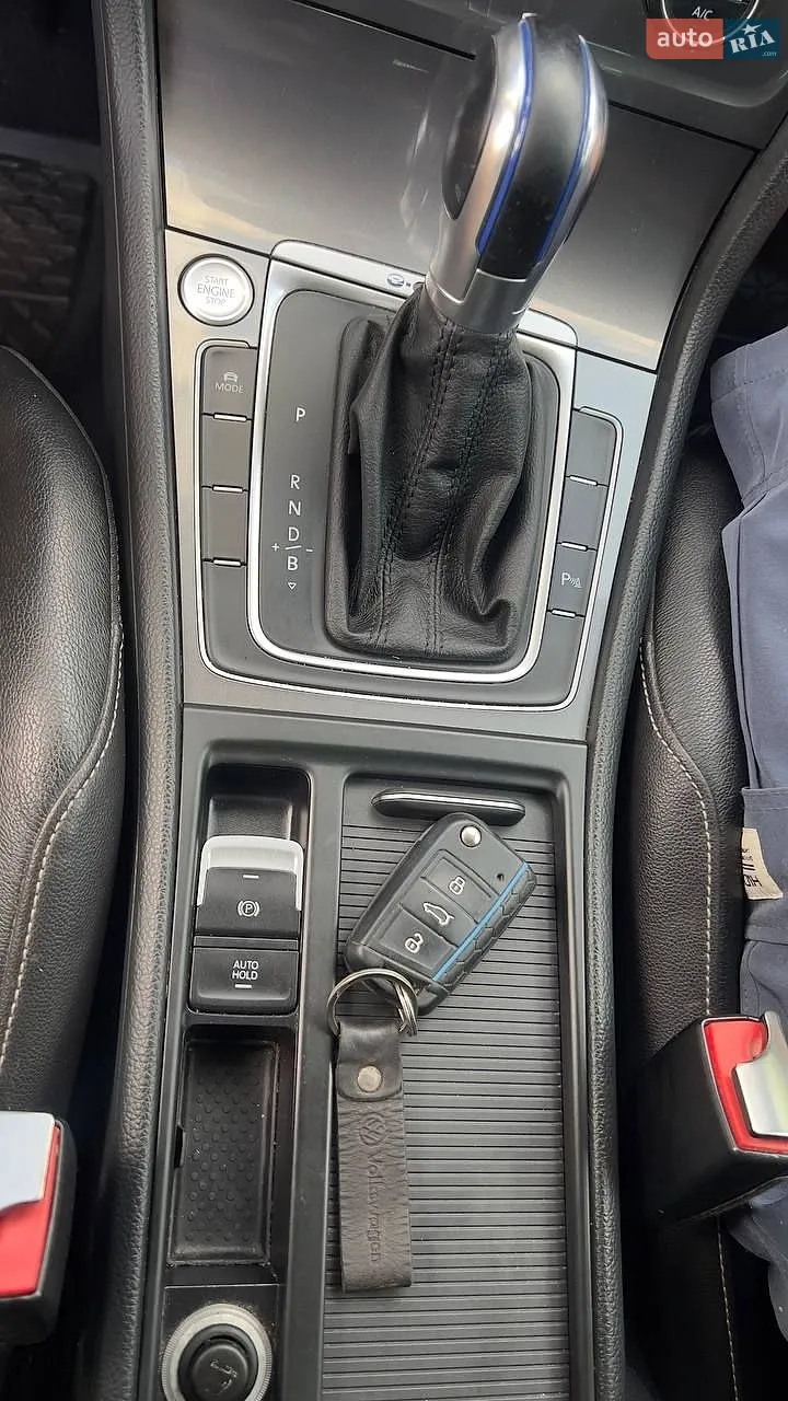 2016 Volkswagen Golf - мініатюра 8