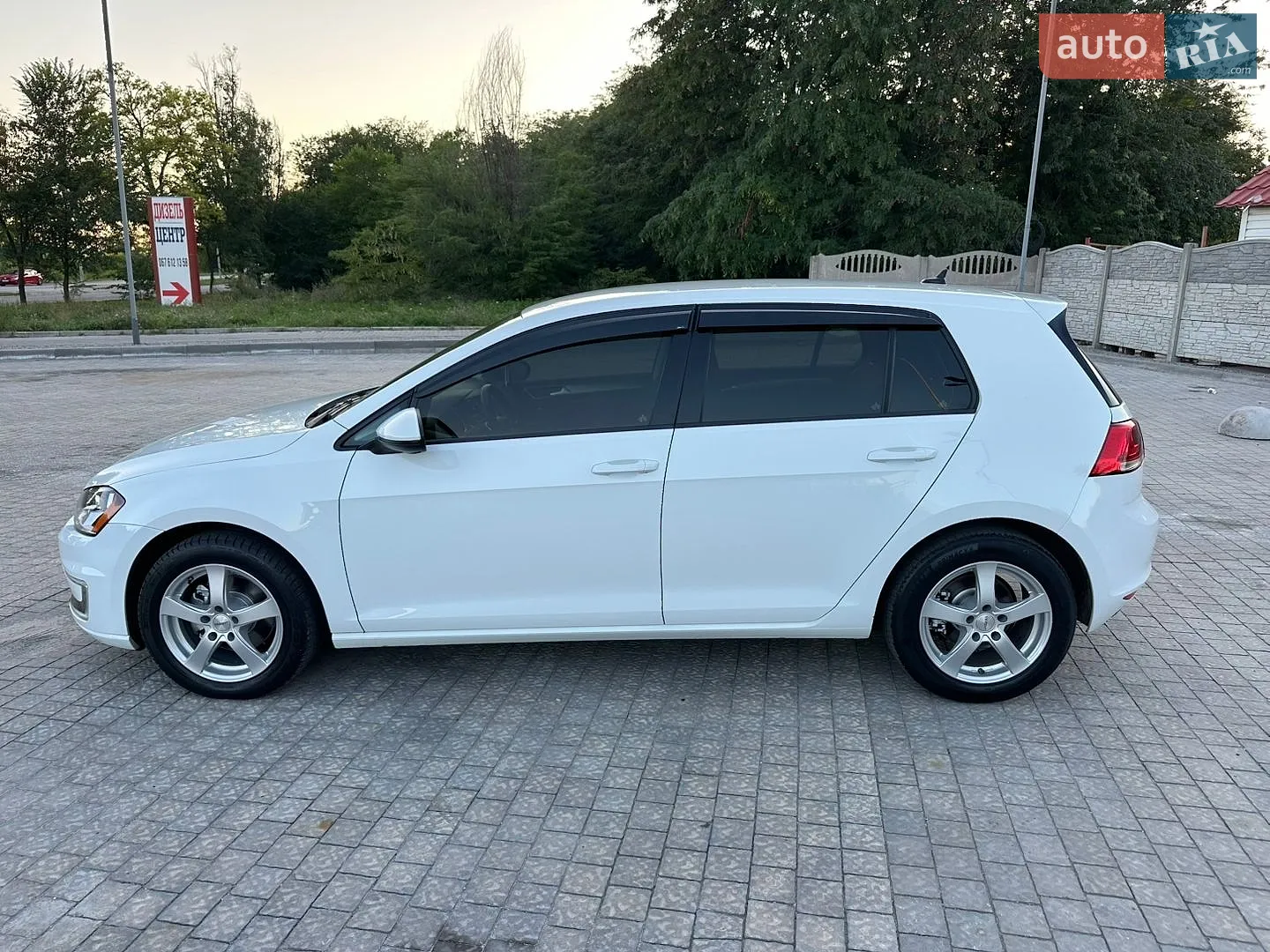 2016 Volkswagen Golf - мініатюра 9