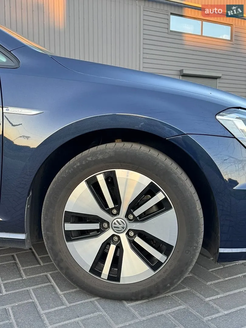 2016 Volkswagen Golf - мініатюра 4