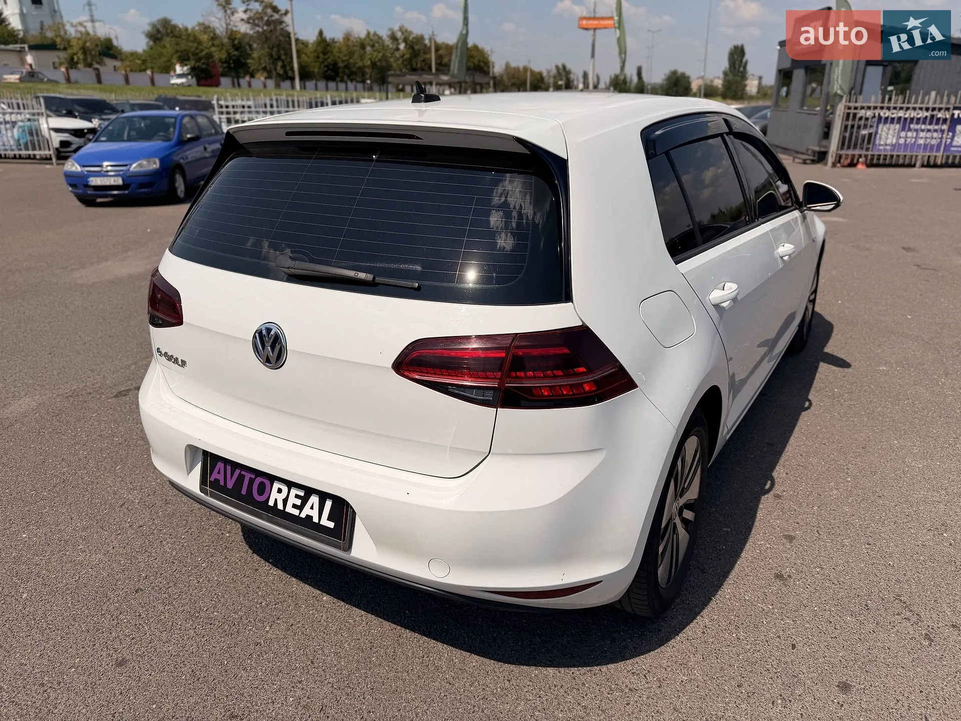 2016 Volkswagen Golf - мініатюра 31