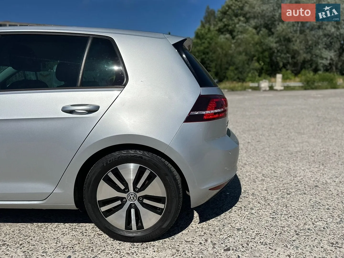 2015 Volkswagen Golf - мініатюра 2
