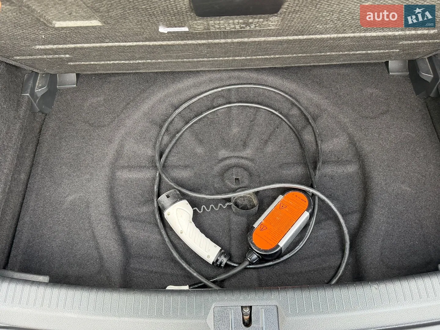 2017 Volkswagen Golf - мініатюра 32