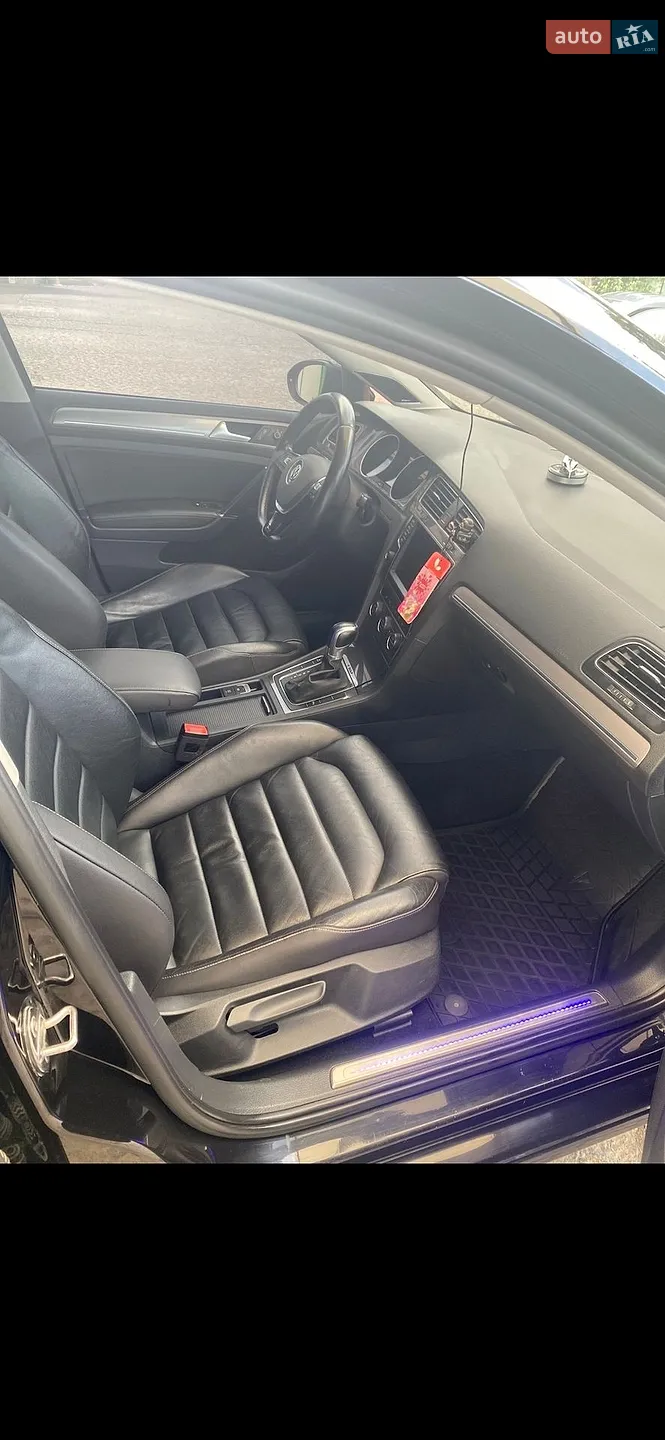 2014 Volkswagen Golf - мініатюра 9