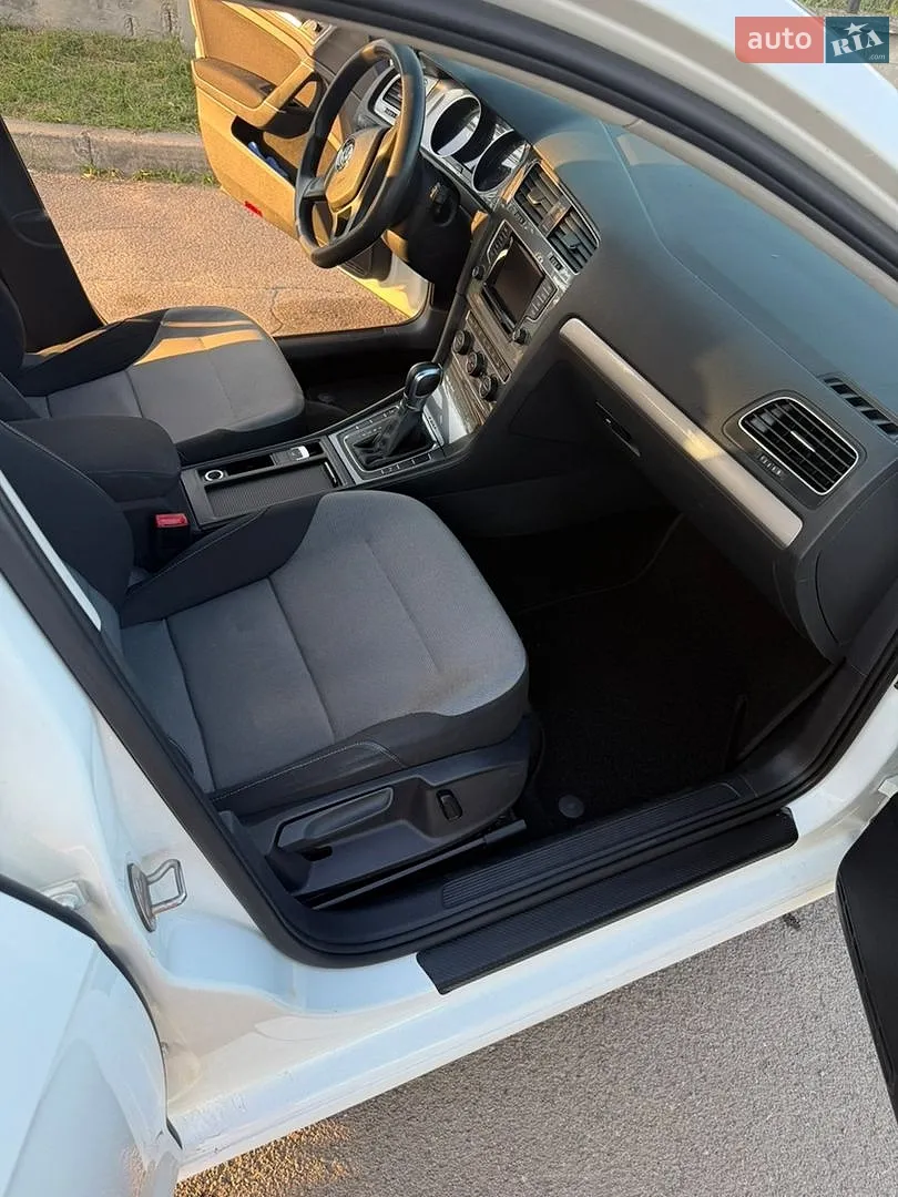 2014 Volkswagen Golf - мініатюра 12
