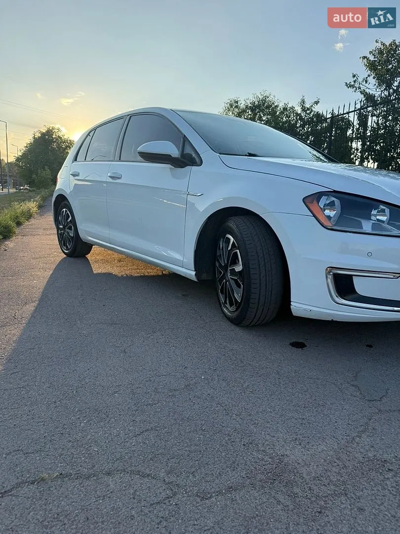 2014 Volkswagen Golf - мініатюра 4
