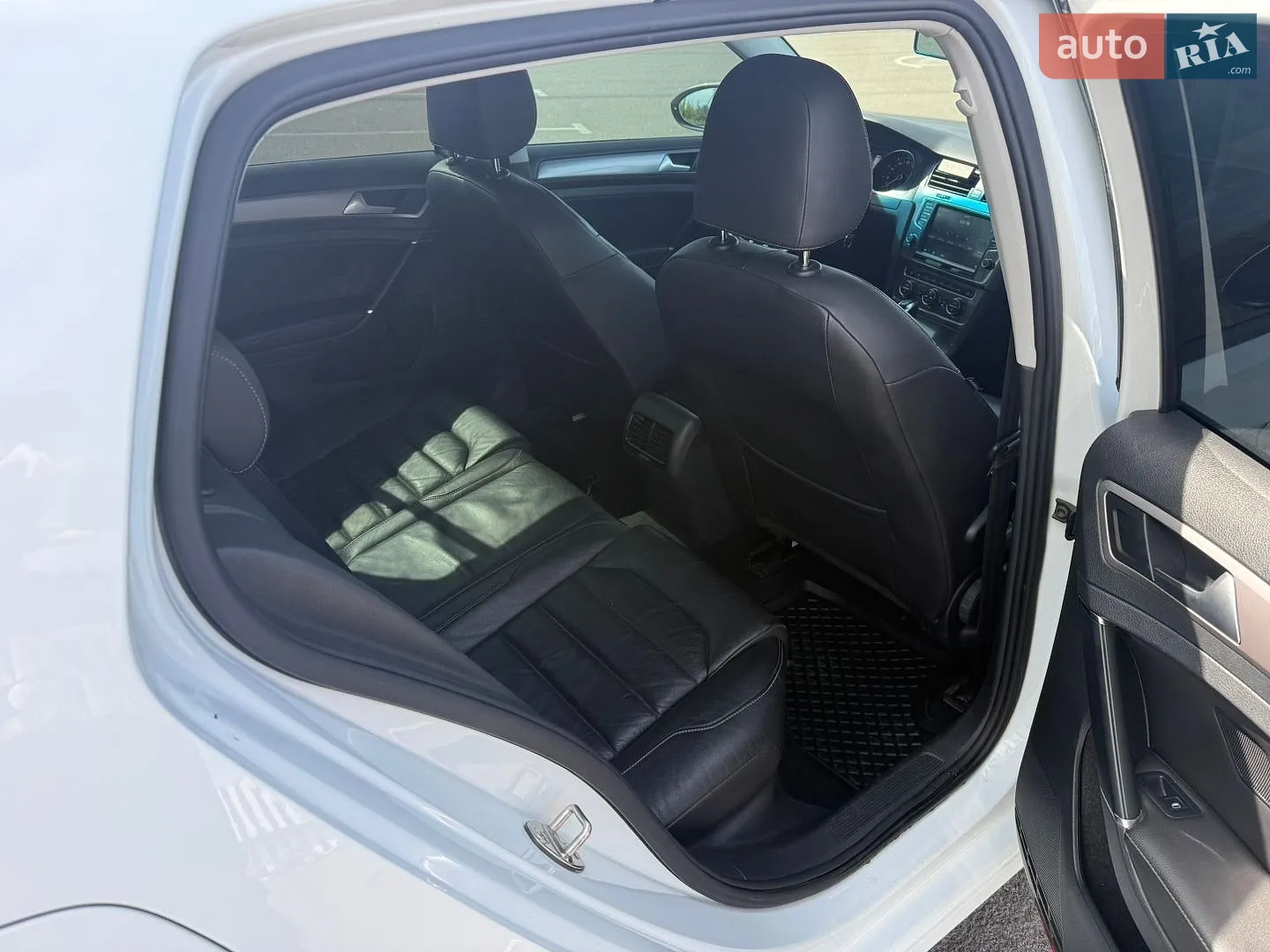 2015 Volkswagen Golf - мініатюра 12