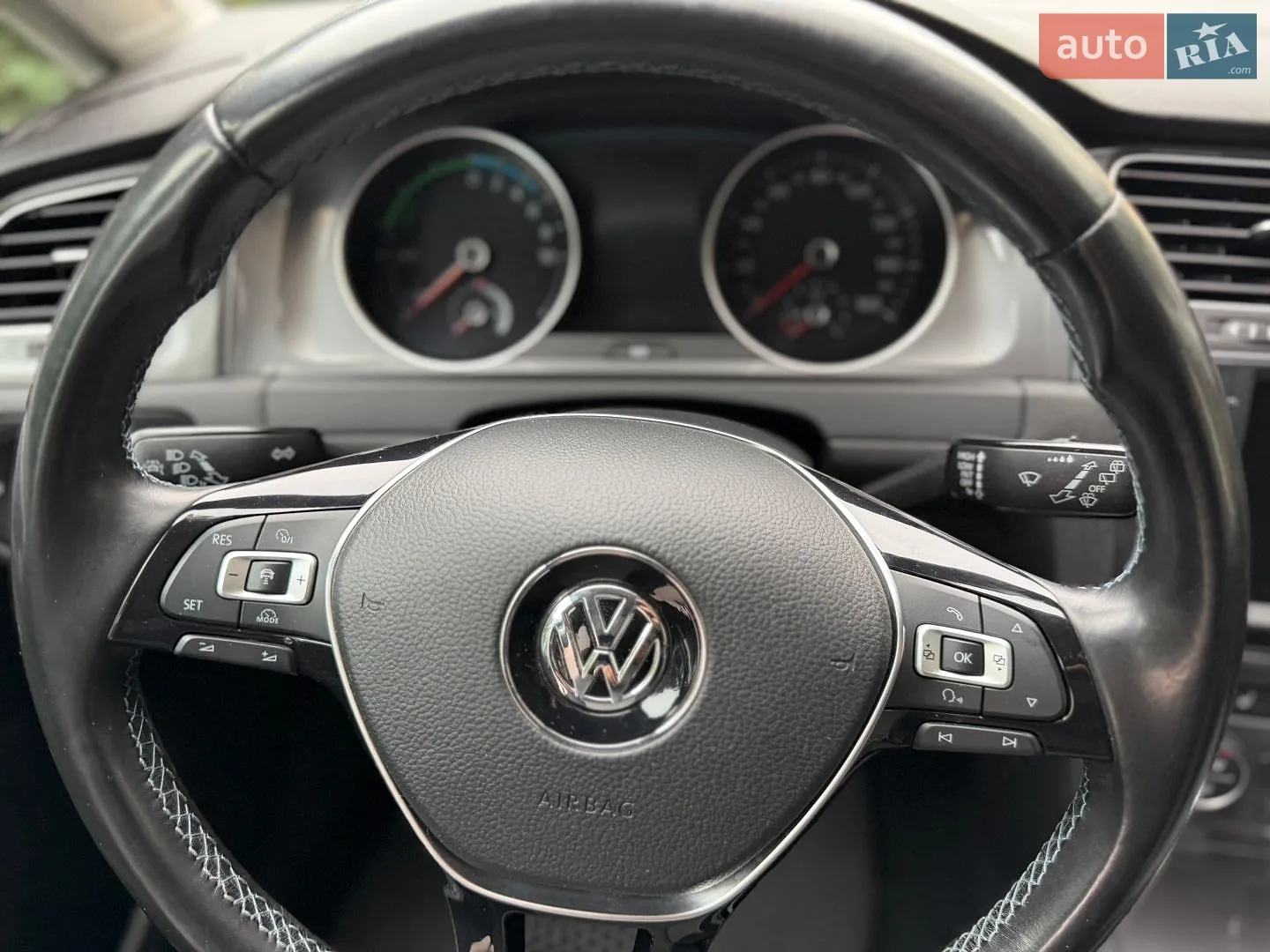 2015 Volkswagen Golf - мініатюра 33