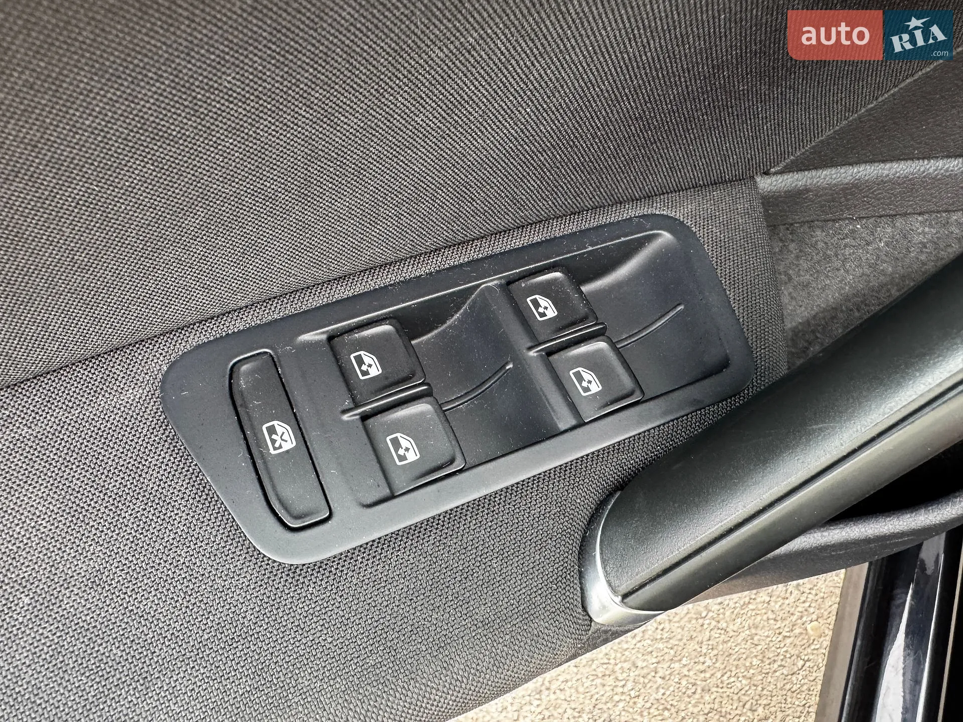 2016 Volkswagen Golf - мініатюра 31