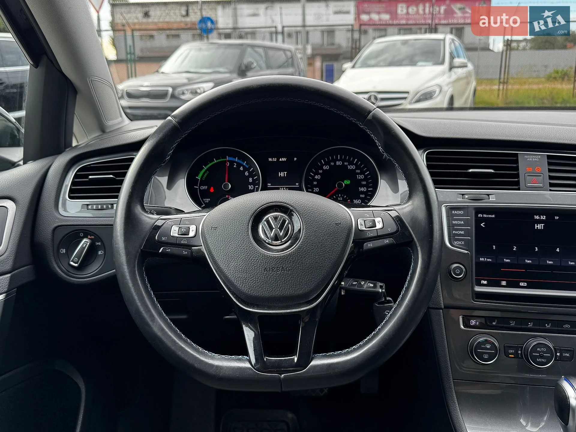 2016 Volkswagen Golf - мініатюра 30