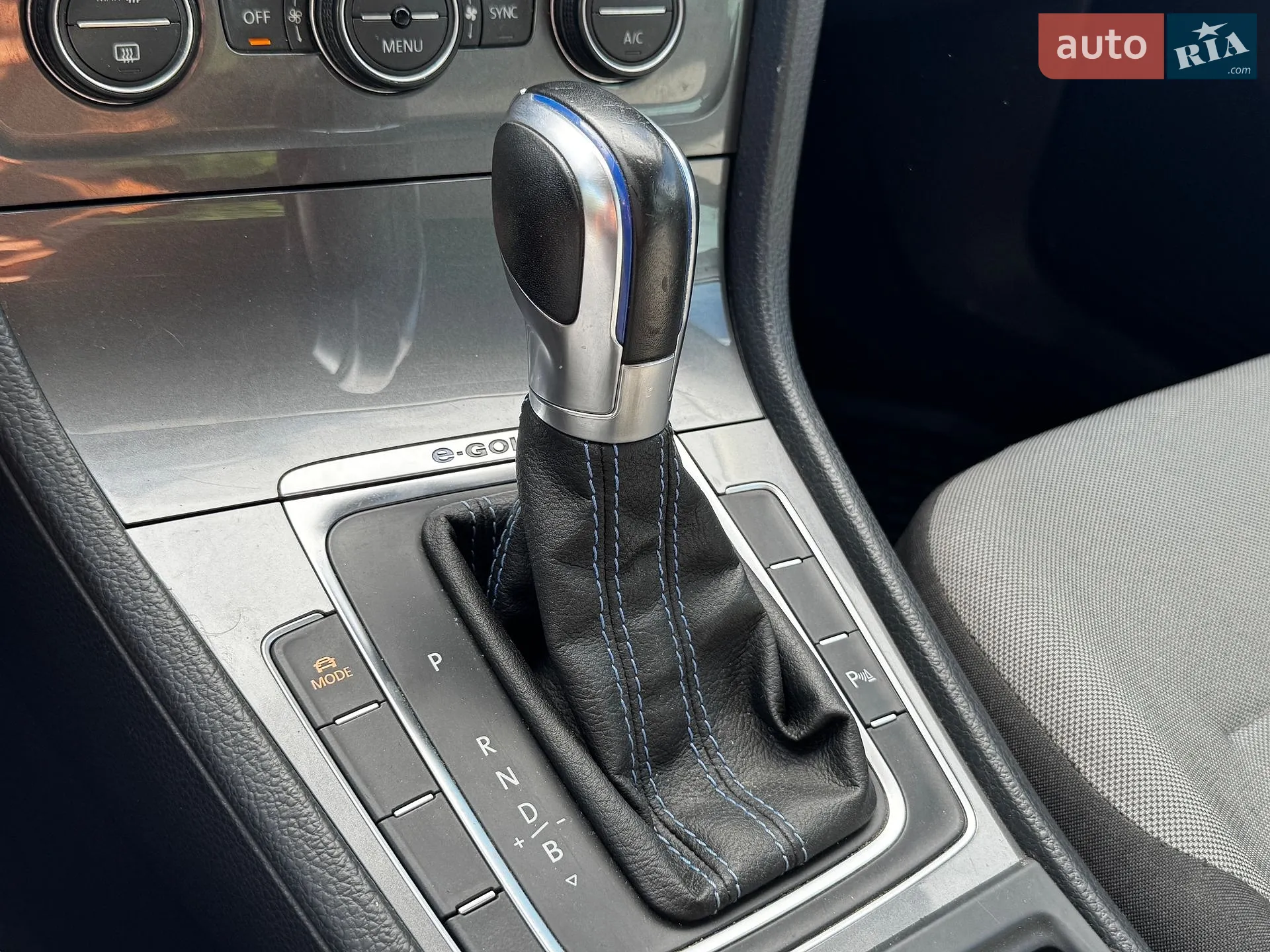 2016 Volkswagen Golf - мініатюра 25
