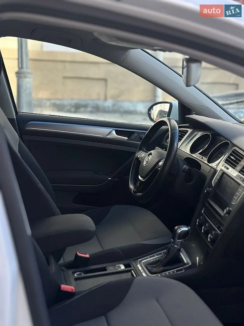 2014 Volkswagen Golf - мініатюра 6