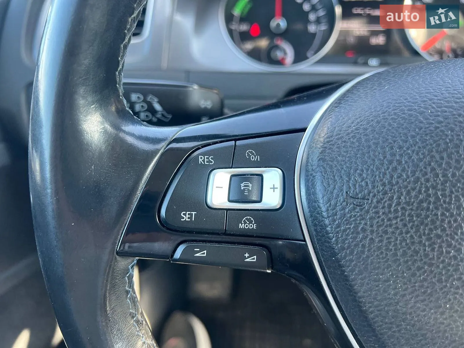 2014 Volkswagen Golf - мініатюра 26