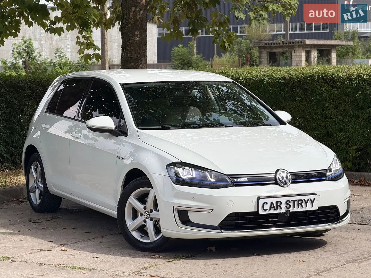 2014 Volkswagen Golf - мініатюра 2