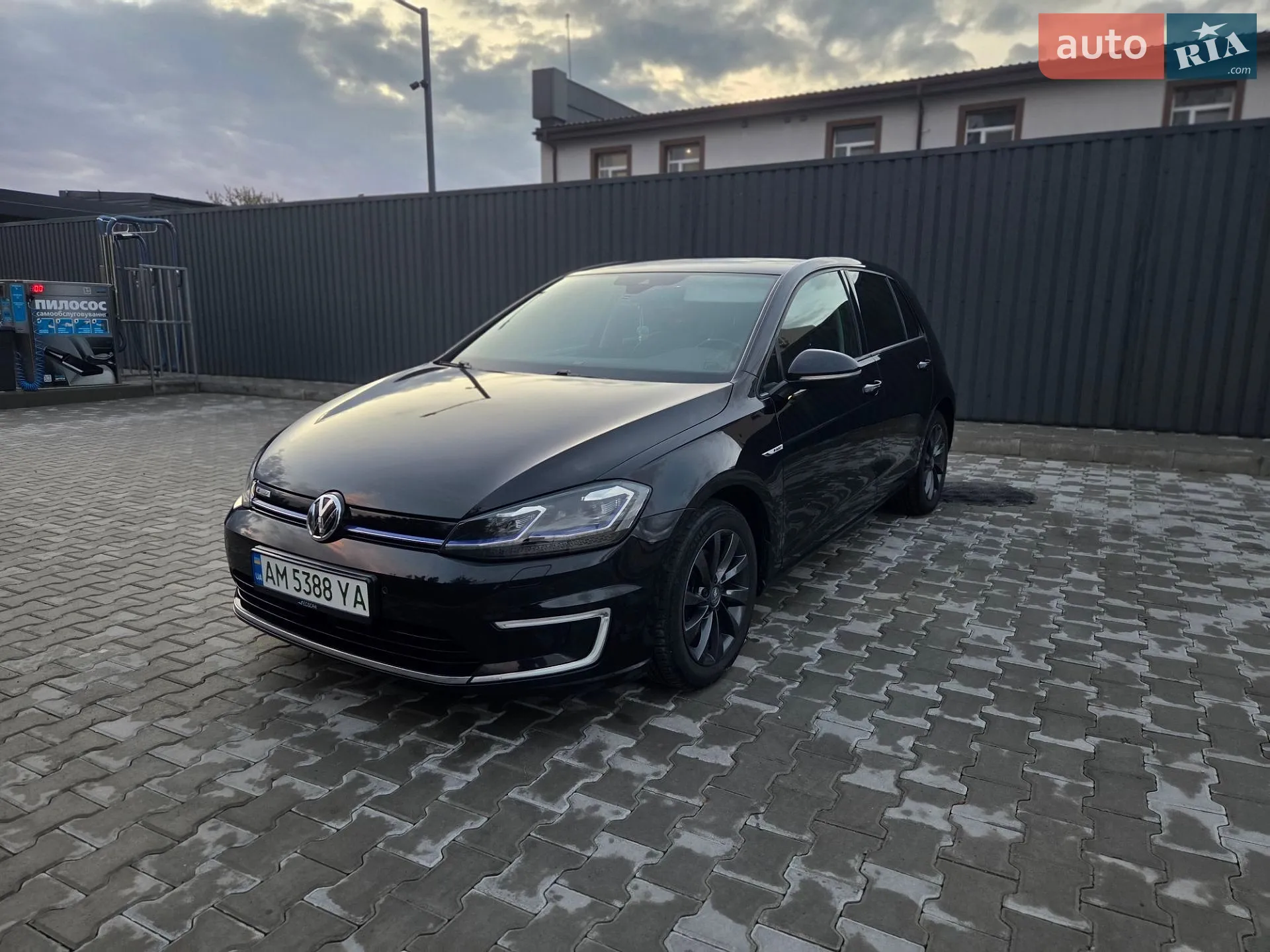 2018 Volkswagen Golf - мініатюра 2