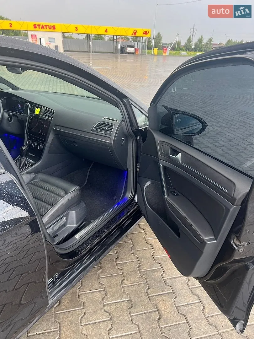 2019 Volkswagen Golf - мініатюра 12