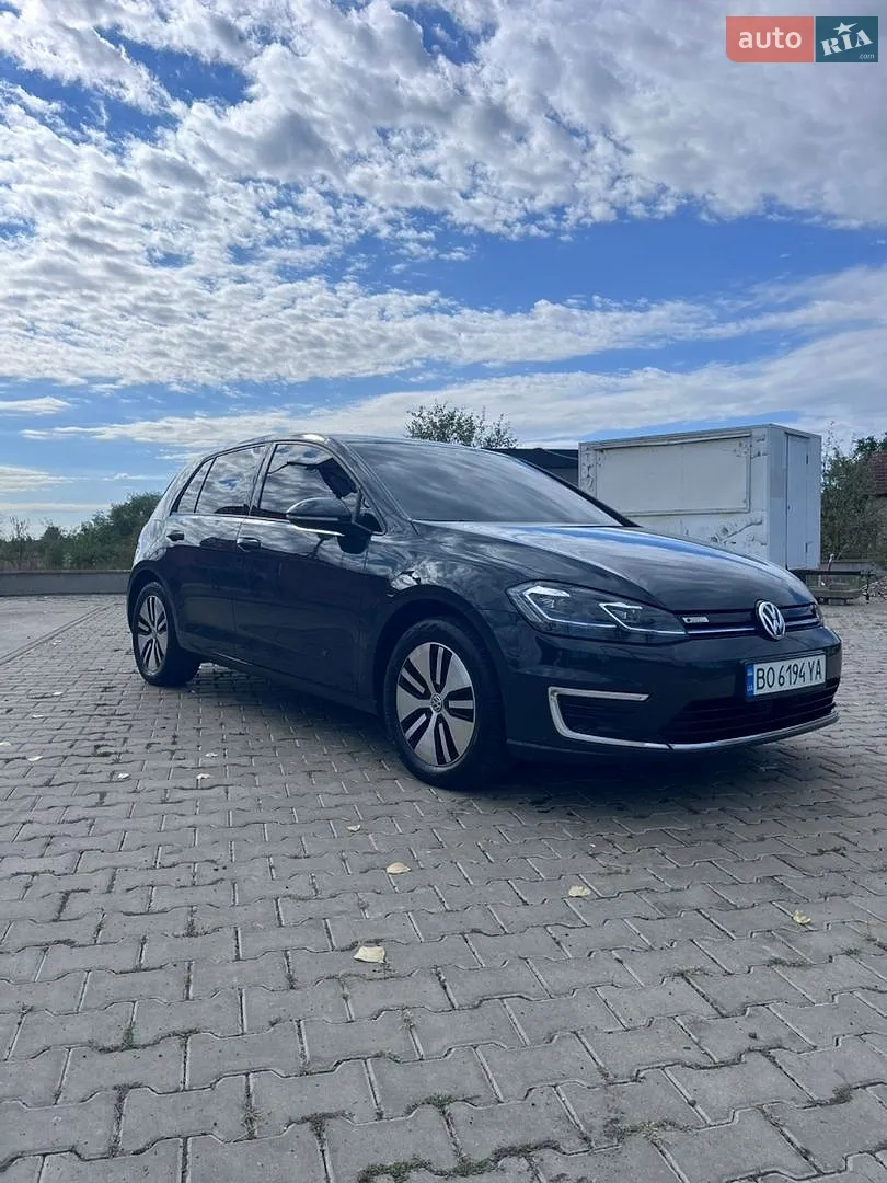 2019 Volkswagen Golf - фото 1