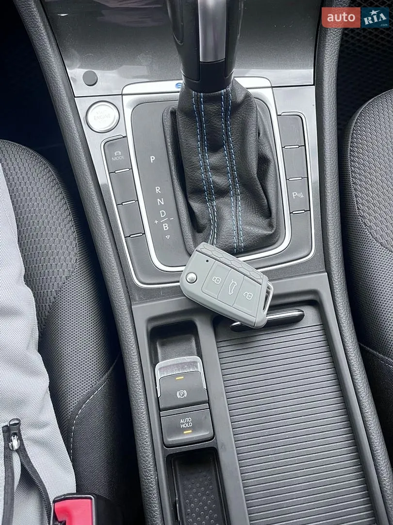 2019 Volkswagen Golf - мініатюра 11