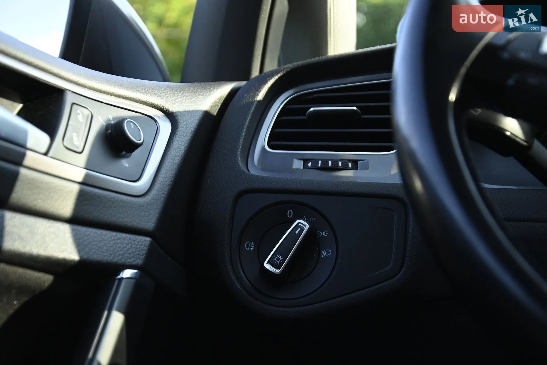 2015 Volkswagen Golf - мініатюра 17