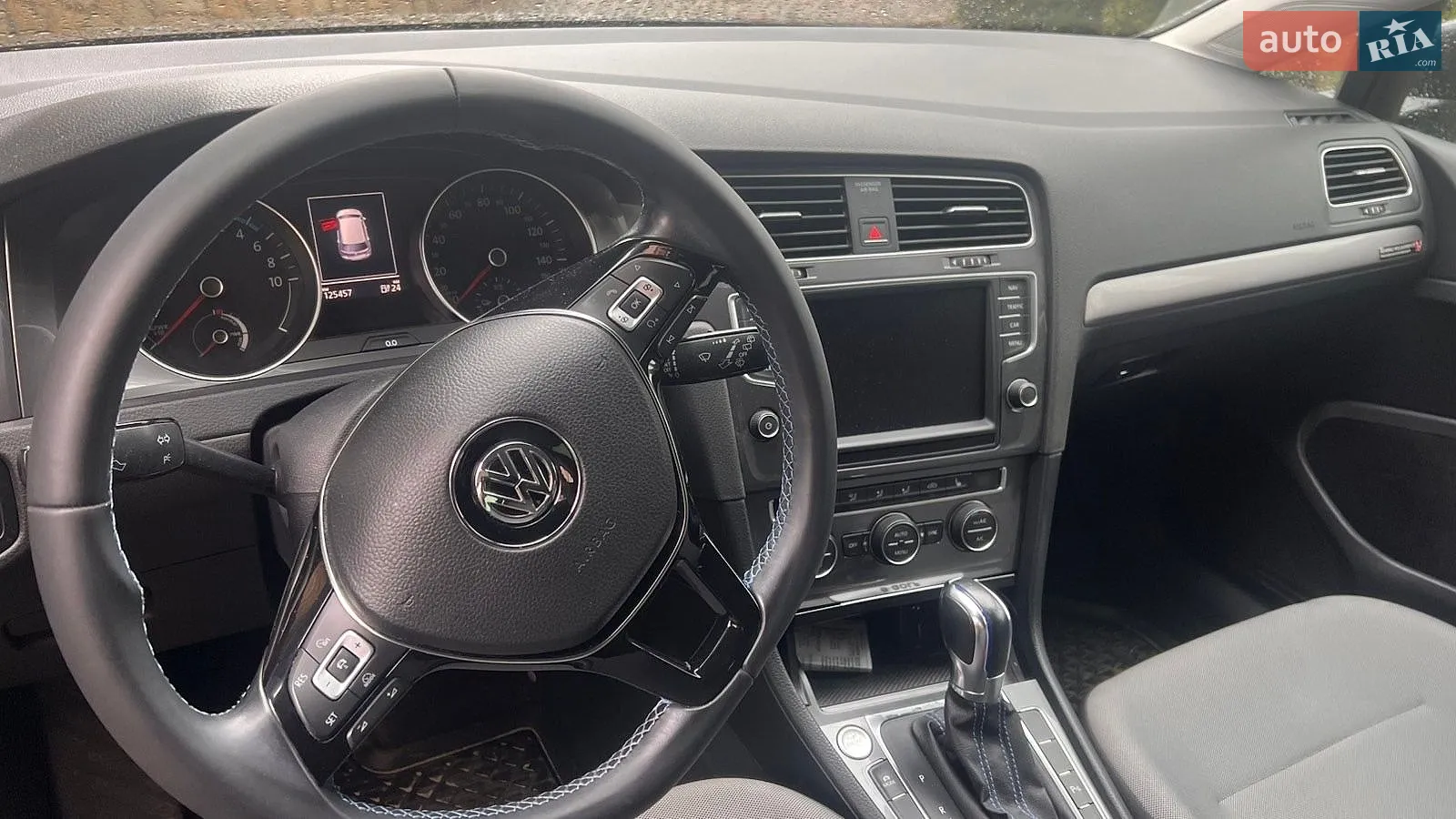 2017 Volkswagen Golf - мініатюра 4
