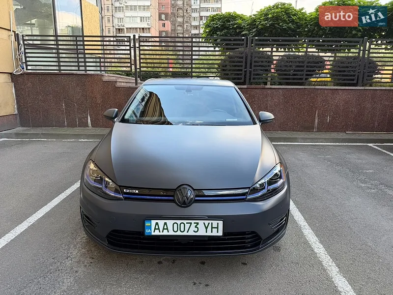 Volkswagen e-Golf