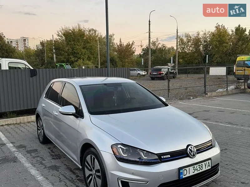 Volkswagen e-Golf