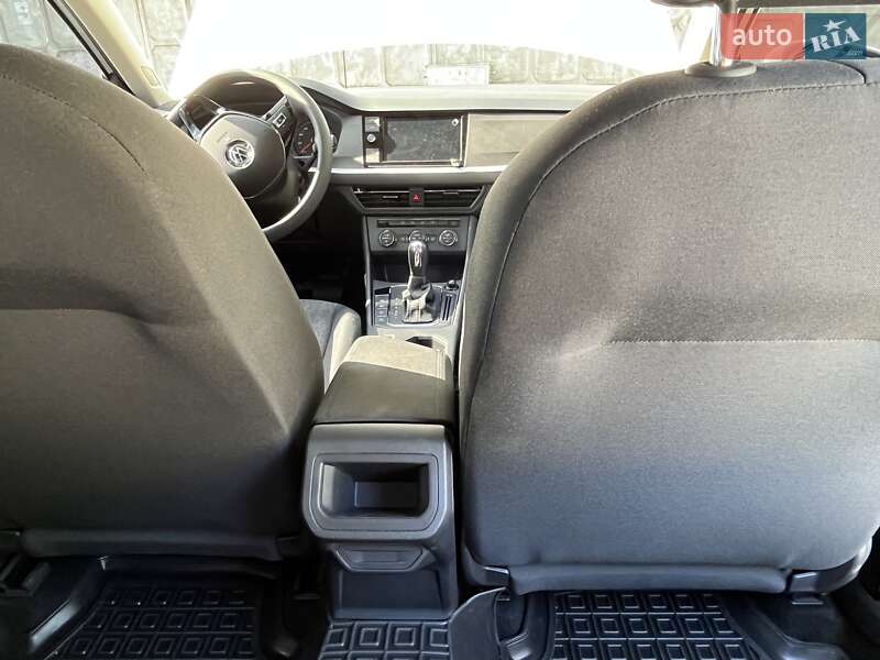 Седан Volkswagen e-Lavida 2021 в Дніпрі