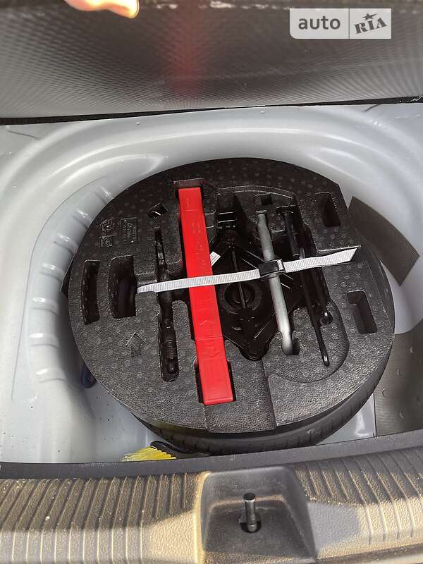 Седан Volkswagen e-Lavida 2019 в Кропивницком