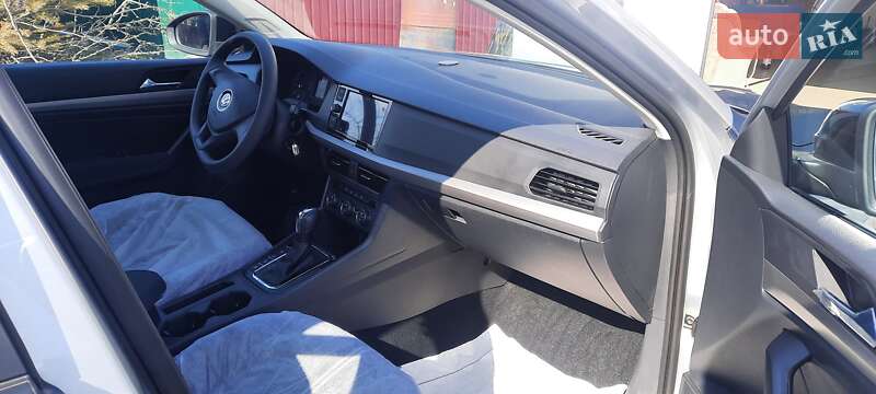 Седан Volkswagen e-Lavida 2019 в Барышевке