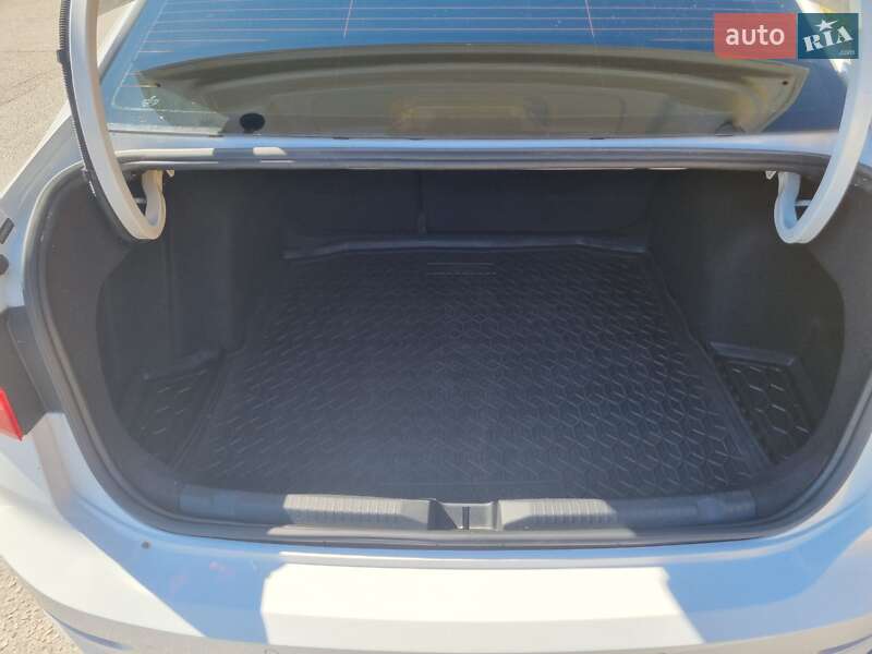 Седан Volkswagen e-Lavida 2021 в Запоріжжі