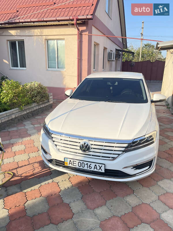 Седан Volkswagen e-Lavida 2021 в Днепре