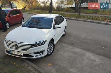 Седан Volkswagen e-Lavida 2021 в 