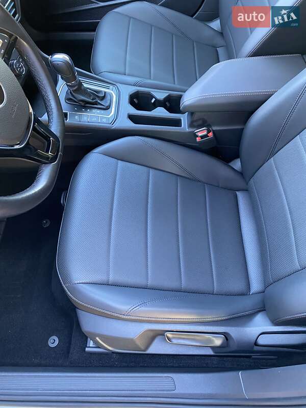 Седан Volkswagen e-Lavida 2019 в Києві