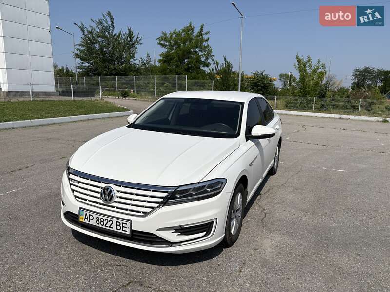 Volkswagen e-Lavida 2019