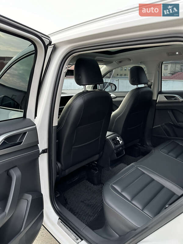 Внедорожник / Кроссовер Volkswagen E-Tharu 2020 в Мукачево