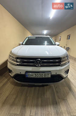 Volkswagen E-Tharu 2020